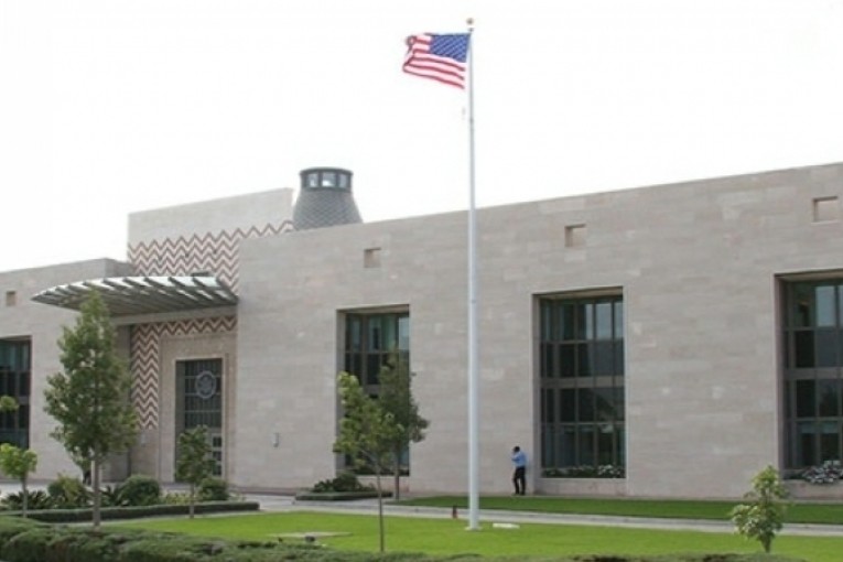 سفارة أمريكا تُعزي تونس و تصف الرئيس بالقائد العظيم