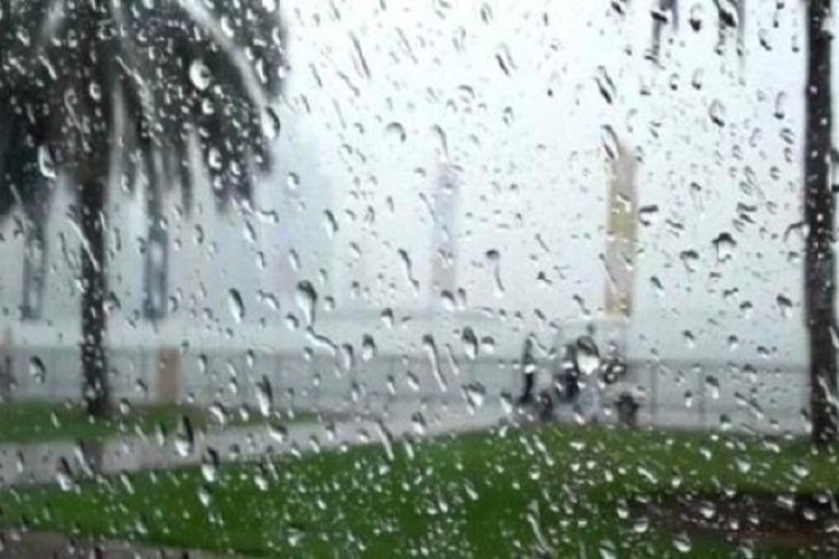 أمطار رعدية بالمناطق الغربية ستشمل السبت بقية المناطق