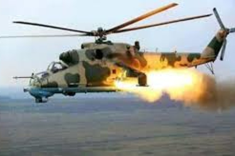 La Libyan Air Force harcèle les milices au sud de Tripoli et à Gharian