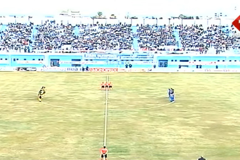 دقيقة صمت في كل الملاعب..