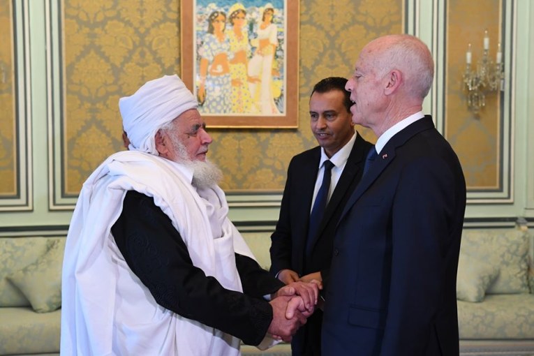 الرئاسة:المجلس الأعلى للقبائل والمدن الليبية فوض قيس سعيّد للتدخل العاجل