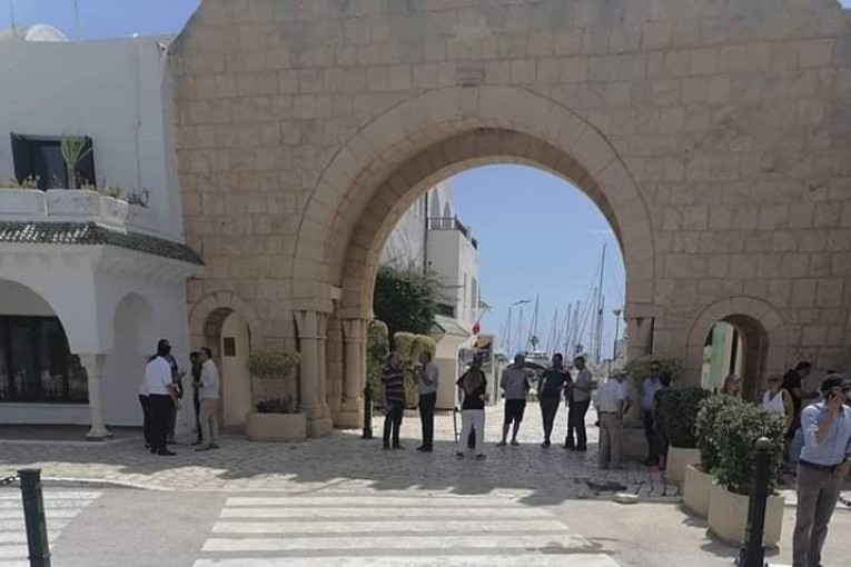 سوسة:وقفة احتجاحية  لنقابة المالكين المشتركين بالقنطاوي