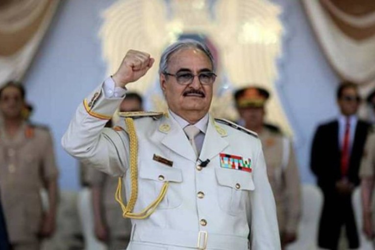 المشير خليفة  حفتر  يفوز  بجائزة ” الشجاعة السياسية ” التي تسندها سنويّا  الدّوريّة  الفرنسية  الاكاديمية : ” السياسة الدولية “