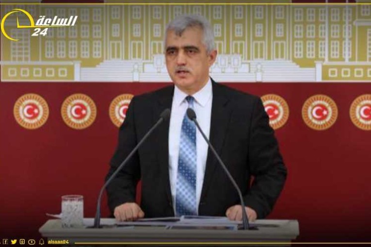 نائب تركي معارض: “أردوغان” سيفقد توازنه قريباً لأن الـ90 دقيقة اكتملت وهو يلعب بالوقت الضائع