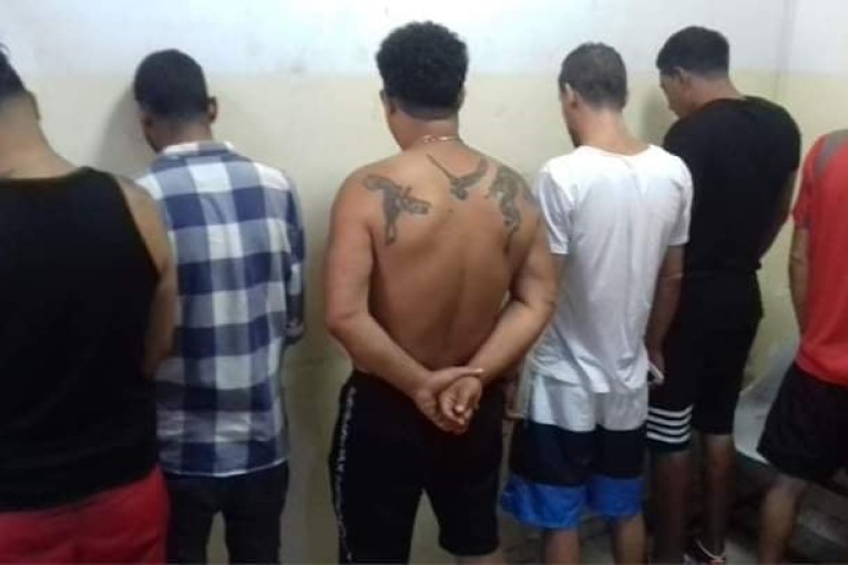 سوسة : الاطاحة بعصابة قامت بسلب عون امن والاعتداء عليه