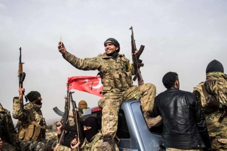 تركيا ترسل 2500 تونسي إلى ليبيا للقتال في صفوف الميليشيات