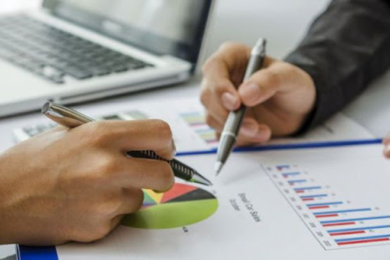 تراجع الاستثمارات يؤشر لمزيد انخفاض النمو بأكثر من 20 % نهاية 2020