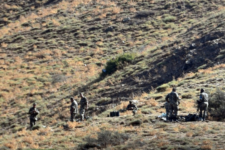 تفكيك خلية إرهابية على الحدود الجزائرية التونسية