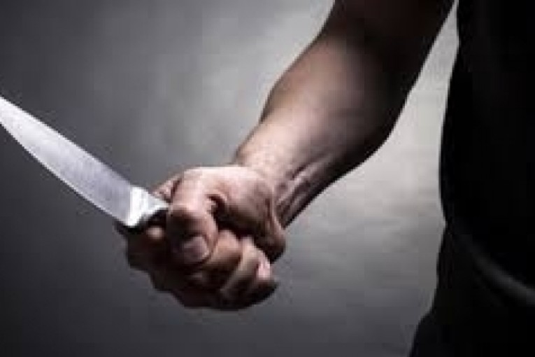 القصرين : خلاف بين طفلي الـ 17 سنة ينتهي بطعنة قاتلة