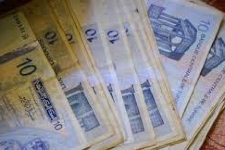 خطايا مالية بقيمة 60 دينارا لمن لا يرتدي الكمامة