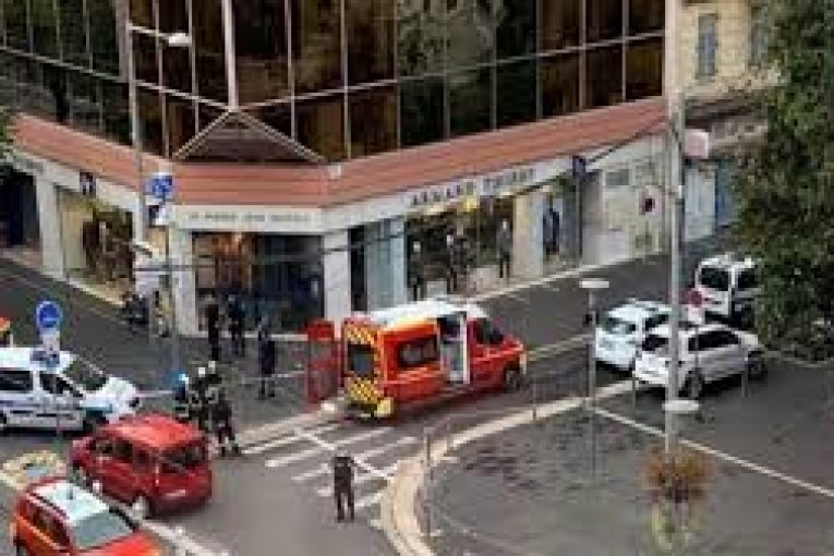 جريمة نيس الإرهابية : فتح بحث عدلي في جريمة إرهابية نتج عنها قتل وجرح أشخاص خارج حدود الوطن