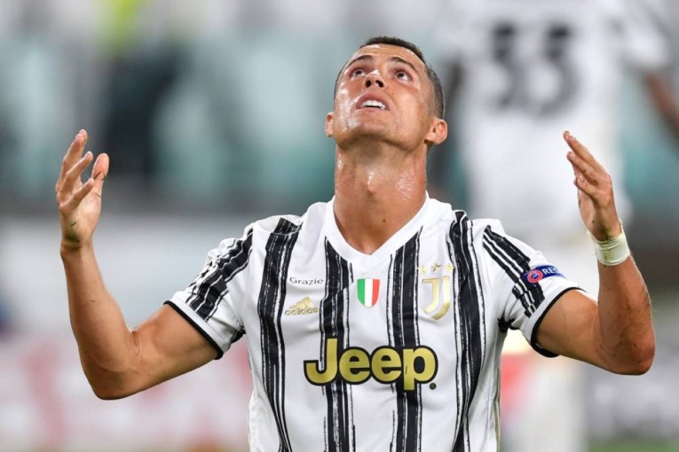 يوفنتوس يعلن شفاء كريستيانو رونالدو من كورونا