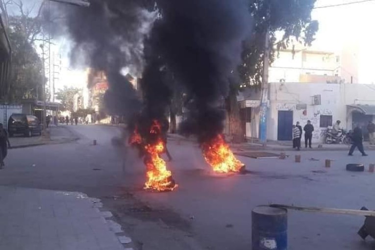 رئيس بلدية سبيطلة: لست مسؤولا عن وفاة المواطن تحت أنقاض ”الكشك”