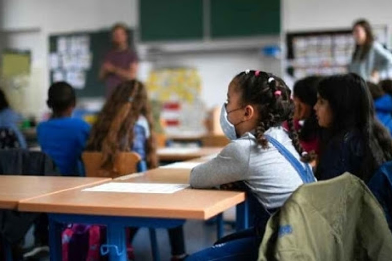 تسجيل 1161 اصابة يفيروس كورونا بالمؤسسات التربوية منذ انطلاق السنة الدراسية