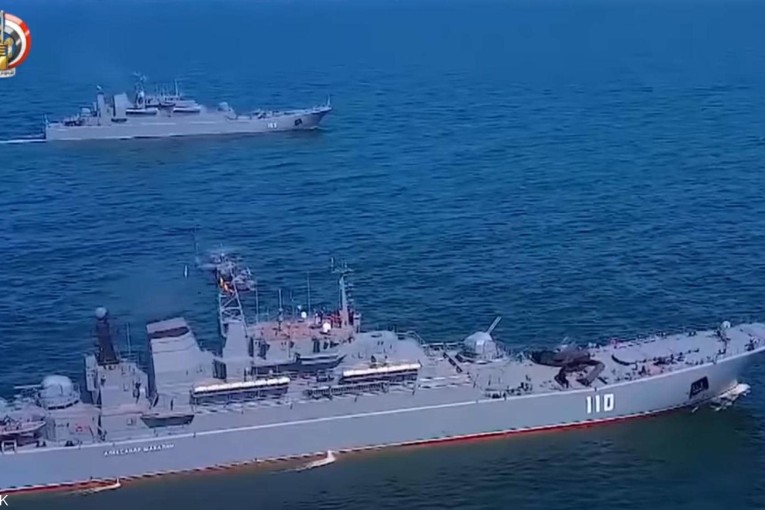 تدريب استثنائي في “المياه الباردة” بين مصر وروسيا