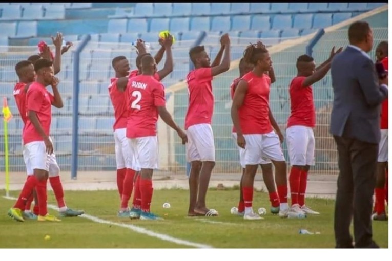 السودان يتأهل لكأس الأمم الإفريقية بالفوز على جنوب إفريقيا بهدفين نظيفين