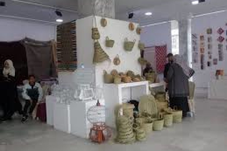 تمكين 500 حرفي في الصناعات التقليديّة تضرروا من جائحة كورونا من قروض بقيمة 2 مليون دينار