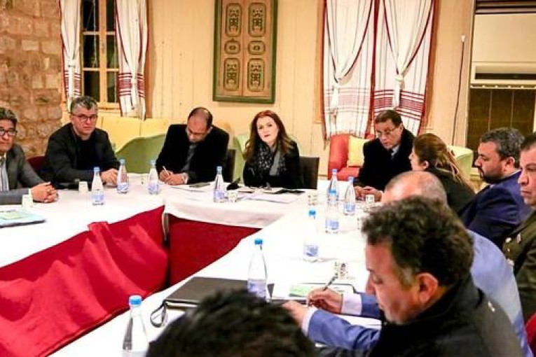 وزيرة الشباب والرياضة والادماج المهني تقرر دعم المشاريع الشبابية والرياضية بولاية تطاوين