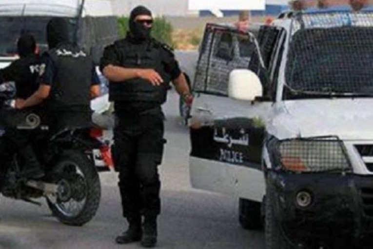 تفكيك شبكة مختصة في تهريب المخدرات ببن عروس والقبض على إثنين من عناصرها