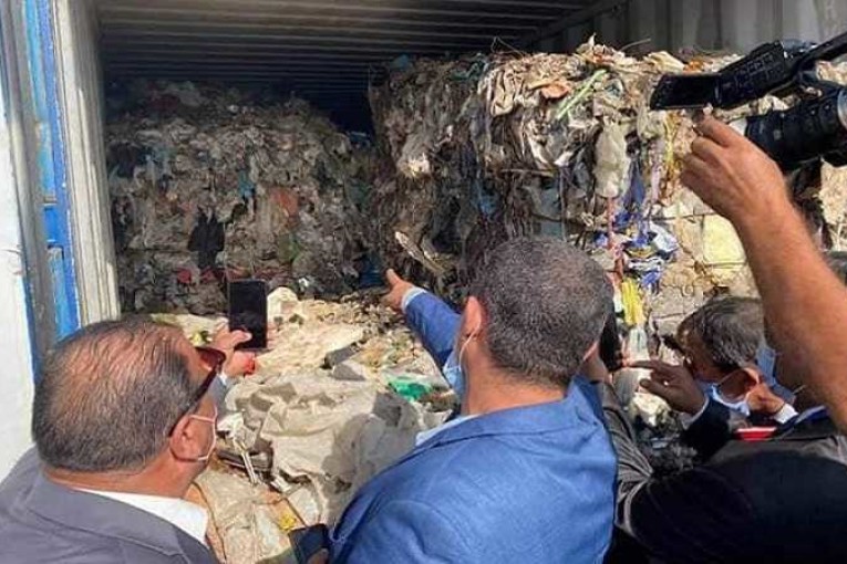 وزير الشؤون المحليّة والبيئة:لتونس ملفا جاهزا للتوجه الى المحاكم الدولية لرد اعتبار لتونس في قضيّة النفايات الايطالية