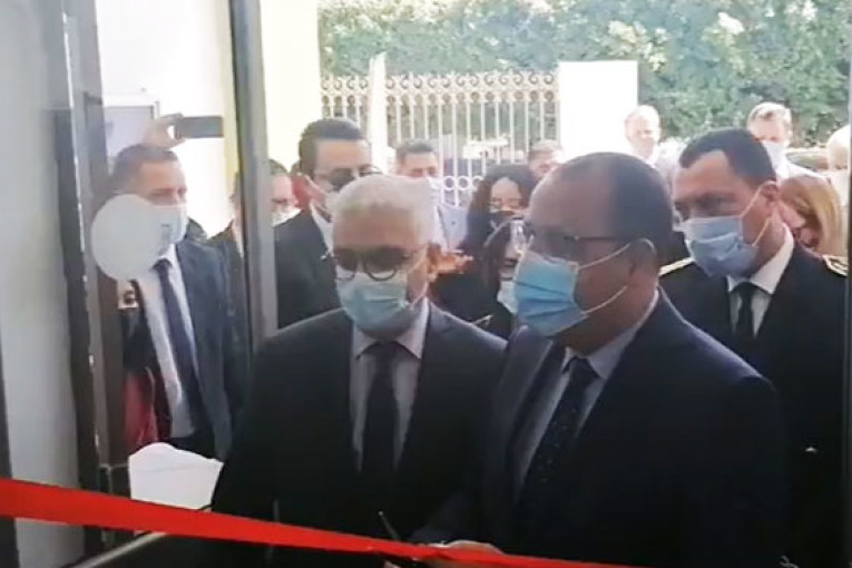 تدشين مدرسة “الفرصة الثانية الحبيب بورقيبة” بالعاصمة ضمن تجربة ستشمل لاحقا ولايتي القيروان وقابس في انتظار تعميمها على كامل الولايات