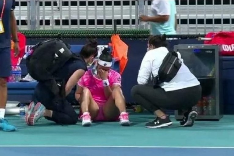 دورة مدريد:انس جابر تنسحب من الدور ثمن النهائي بسبب الاصابة