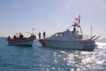 جيش البحر ينقذ 113 مهاجرا غير نظامي أبحروا من سواحل ليبيا