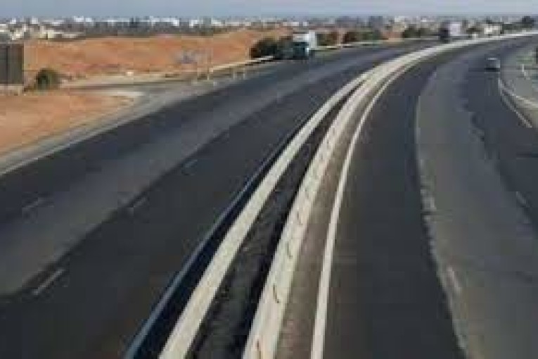 لجنة فنية تونسية ليبية لانجاز الطريق السيارة تونس ليبيا وتطوير المعابر الحدودية