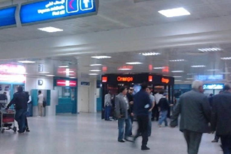 اللجنة العلمية:رفع الحجر الصحّي الإجباري على الوافدين من الخارج