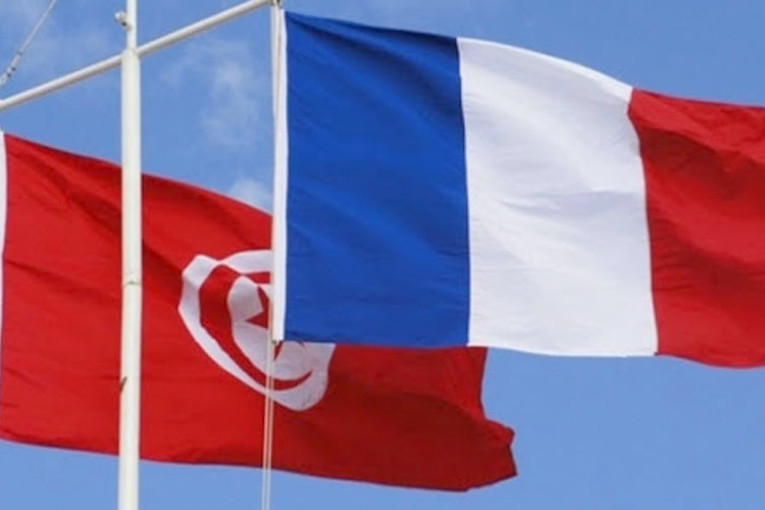 المجلس الأعلى للتعاون التونسي الفرنسي الثالث: التوقيع على 15 اتفاقية بين الفاعلين من البلدين