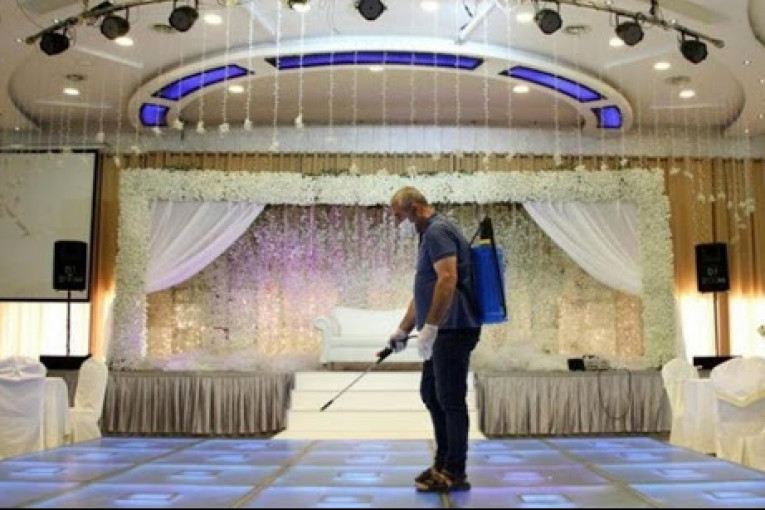 اللجنة العلمية لمجابهة فيروس كورونا توصي بتفعيل البروتوكول الصحي الخاص بقاعات الأفراح