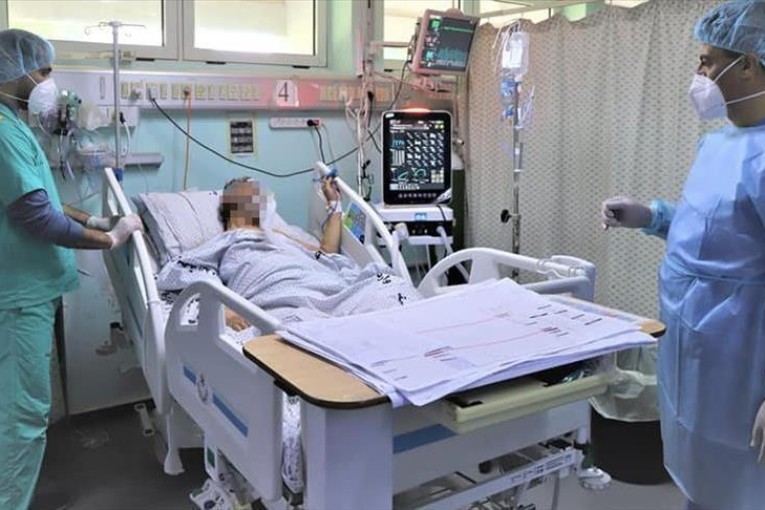 عضو اللجنة العلمية: يؤكد دخول تونس في الموجة الرابعة لتفشي فيروس كورونا