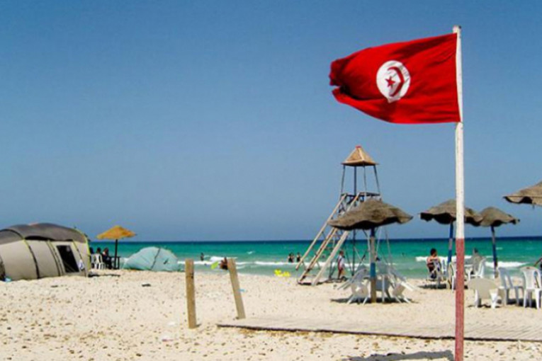 تراجع العائدات السياحية بنسبة 45 بالمائة