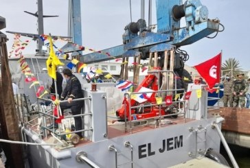 وزير الدفاع:قريبا تصنيع وحدة بحرية عائمة جديدة بطول 50 مترا