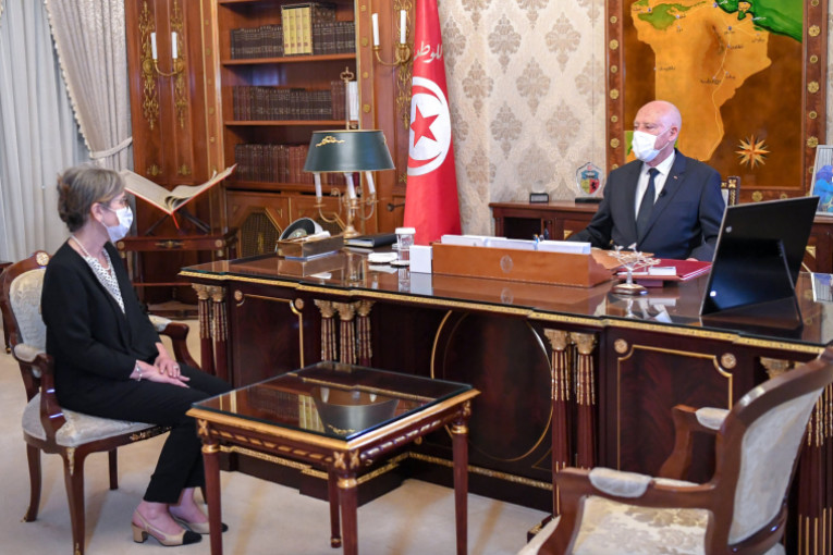 نجلاء بودن رمضان رئيسة للحكومة