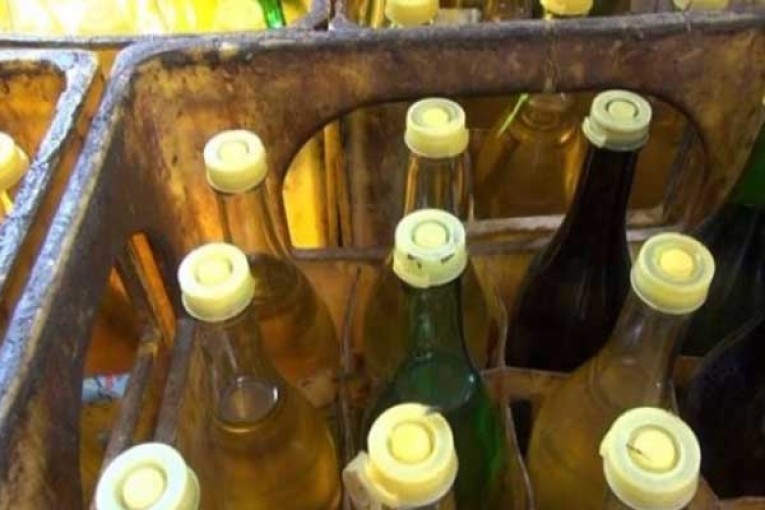 بنزرت: توزيع 2400 لتر من الزيت المدعم بعدد من المناطق الشعبية والريفية بمعتمدية منزل بورقيبة