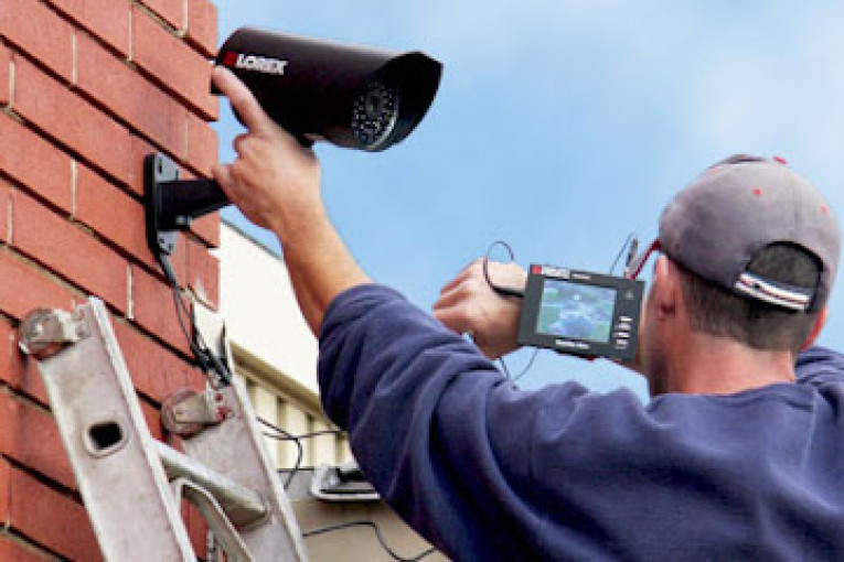 شوقي قداس “هيئة حماية المعطيات الشخصية تلقت 4500 مطلب ترخيص لتركيز كاميرا مراقبة “