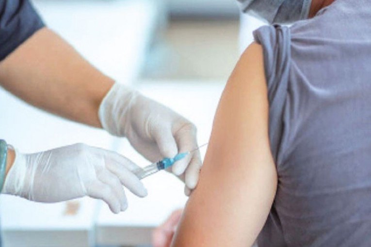 وزارة الصحة: 48217 تلقوا التلقيح يوم أمس السبت من بين 122733 مدعوا