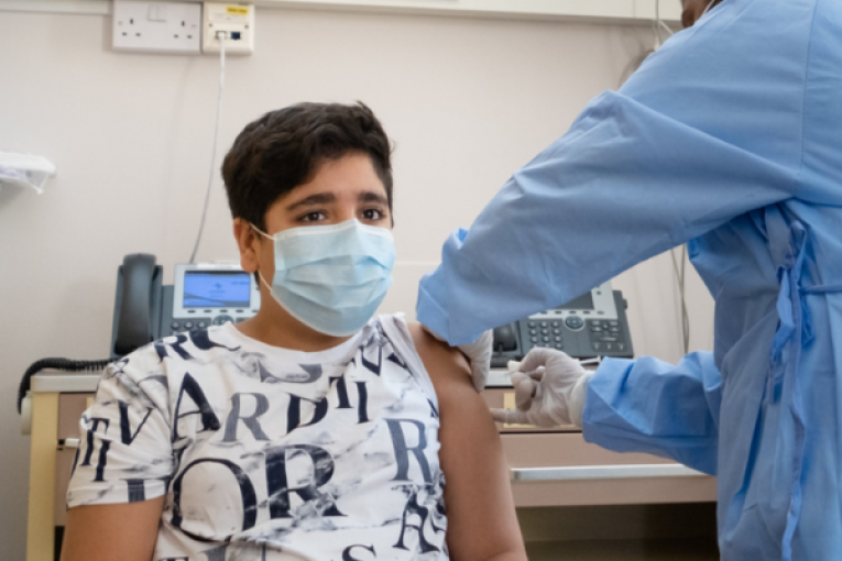 وزارة الصحة:تخصيص اليوم الخامس للتلقيح المكثف ضد كورونا السبت 11 سبتمبر لتلقيح الفئة العمرية 15-17 سنة بالجرعة الأولى