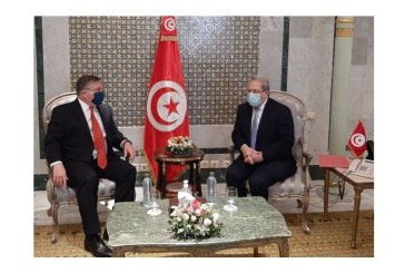 السفير الأمريكي بتونس يجدد خلال لقائه بالجرندي حرص بلاده على دعم تونس لمواجهة مختلف التحديات الماثلة