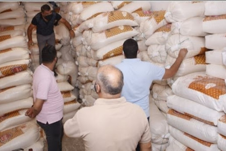 نابل: حجز 4 أطنان من دقيق السميد الغذائي وقرابة 48 ألف لتر من الحليب في إطار التصدي للاحتكار والمضاربة