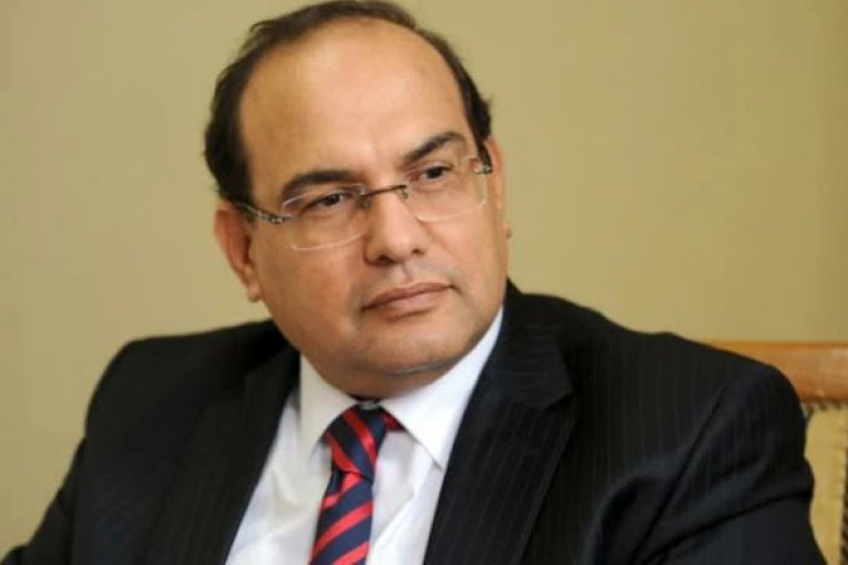 الغاء قرار الإقامة الجبرية عن شوقي الطبيب