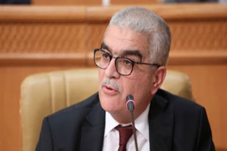 وزير التربية: عزل مسؤولين في مندوبية التربية بسيدي بوزيد على خلفية التلاعب بملف انتداب 102 أستاذ ومعلم نائب