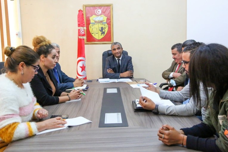 وزير الشباب والرياضة:منحة ب90 الف دينار لكل فريق بالرابطة المحترفة الثانية