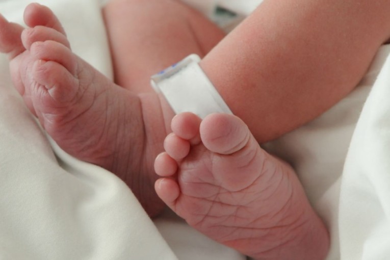 مستشفى باب سعدون: إيواء 71 رضيعا بالإنعاش بسبب التهاب القُصيبات الحاد