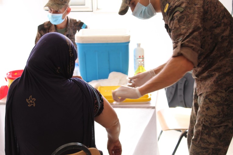 المهدية:  انطلاق حملة تلقيح مشتركة بين الصحة والمؤسسة العسكرية تتواصل ستة أيام