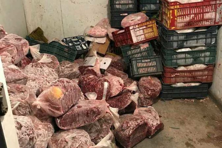 المنستير: حجز 200 كغ من اللحوم الحمراء الفاسدة بمخزن تبريد بطبلبة وإتلافها