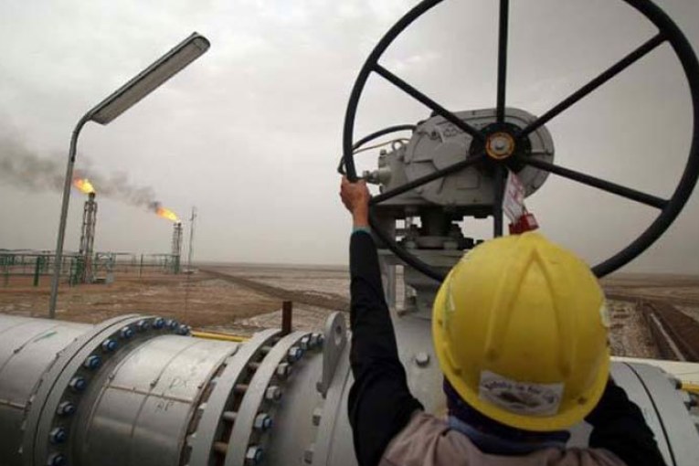 عجز سنوي ب250 مليون دينار للمجمع الكيميائي بسبب الوظائف الوهمية في شركات البيئة