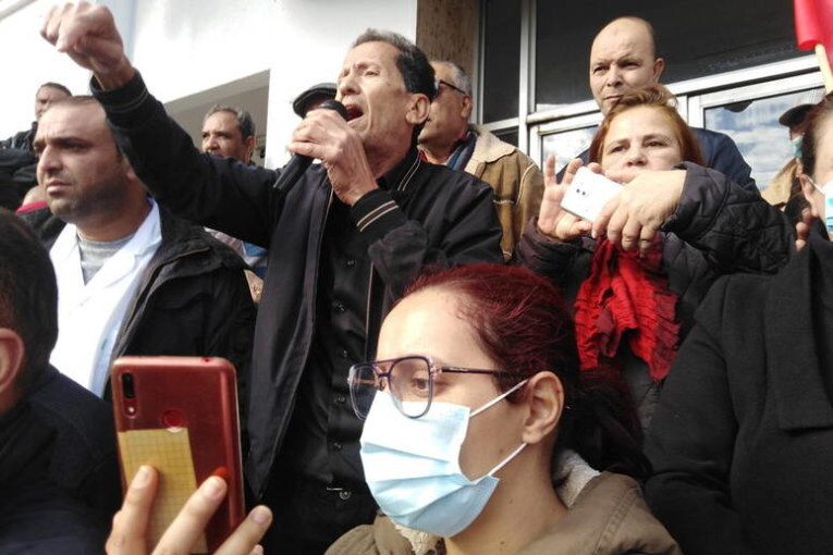 الجامعة العامة للصحة تنفذ وقفة احتجاجية أمام وزارة الصحة للمطالبة بتنفيذ اتفاق 6 فيفري 2021