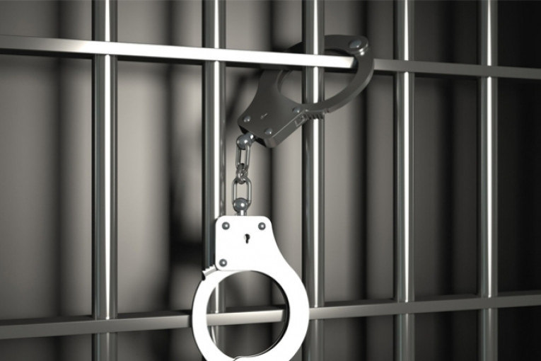 السجن لإرهابية حاولت تنفيذ عملية انتحارية في منطقة سياحية